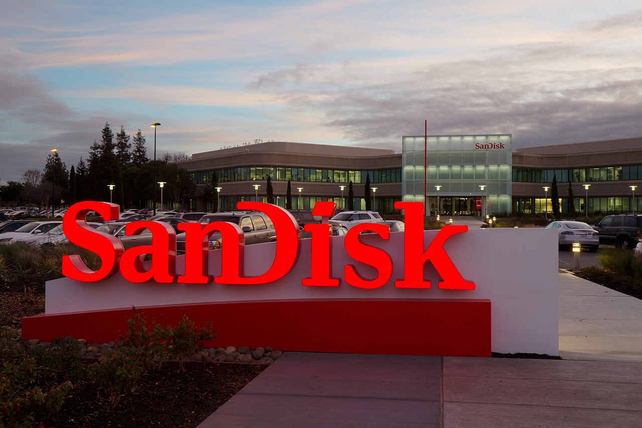 The Great USB Revolt: Why SanDisk, Not HBM, is the Final Frontier of the AI Era